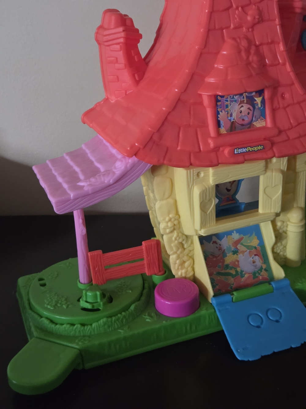 Little People Disney Princess Belles Caring House - Picture 6 of 8